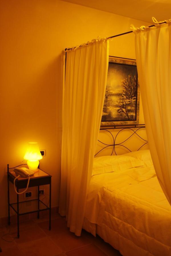 Il Paradello Albergo Porto Levante Kamer foto